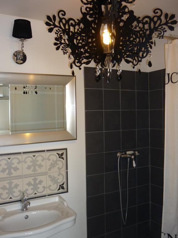 La Fontaine Des Noyers Villa Saint-Saturnin-d'Apt Cameră foto